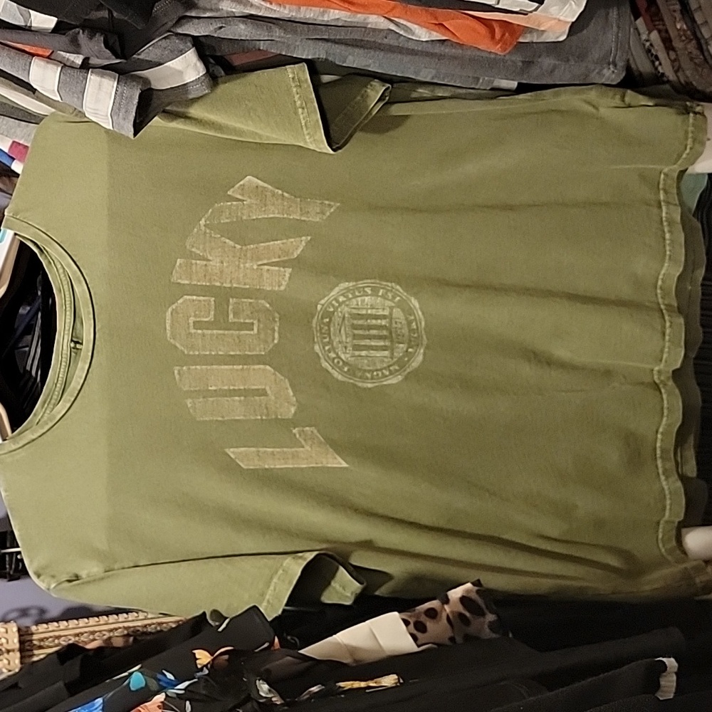 Lucky Tee 💚